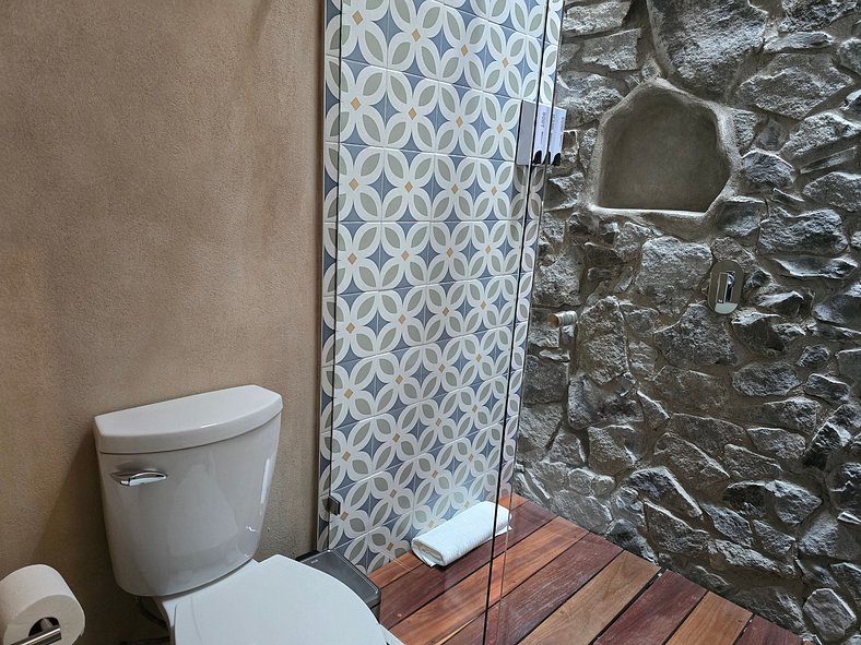 Raffaello 65: Design and Comfort in Val'Quirico