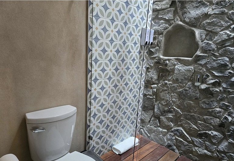 Raffaello 65: Design and Comfort in Val'Quirico